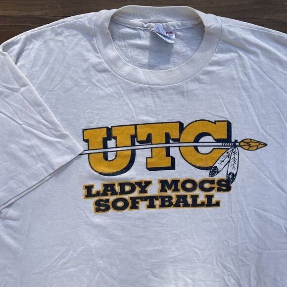 VTG University of Tennessee UTC Lady Mocs Softball Single Stitch White T-Shirt L - Picture 1 of 8